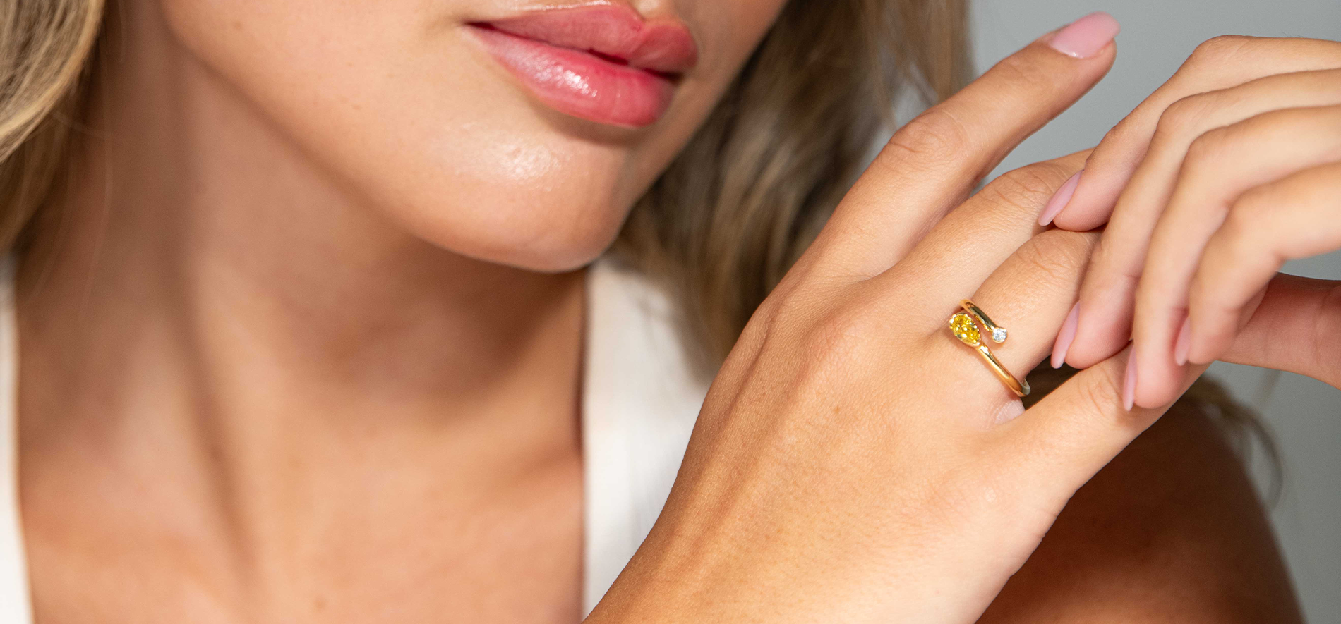 Choosing Your Shine: Understanding the Differences Between 14K, 18K Gold, and Platinum Jewelry